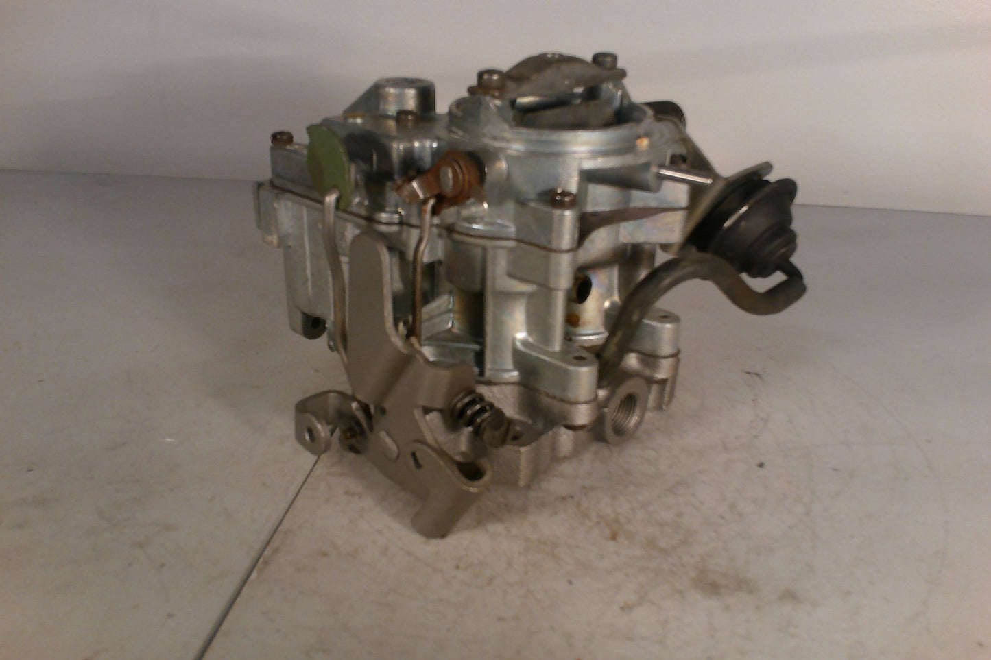 ROCHESTER 2GV 7041107 CARBURETOR VEGA 4CYL 140
