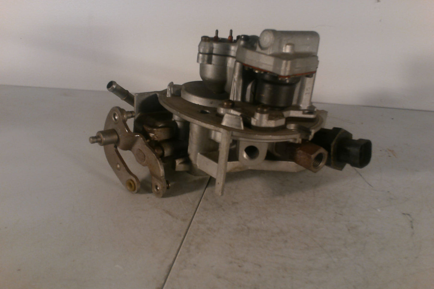 GM THROTTLE BODY INJECTION-TBI 17084082