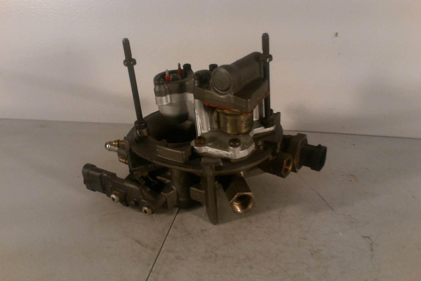 GM ROCHESTER THROTTLE BODY INJECTION 17084066
