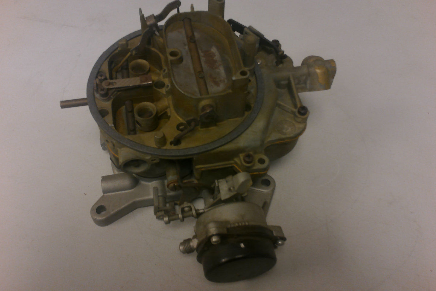 FORD MOTORCRAFT C8SF-G MODEL 4300 CARBURETOR