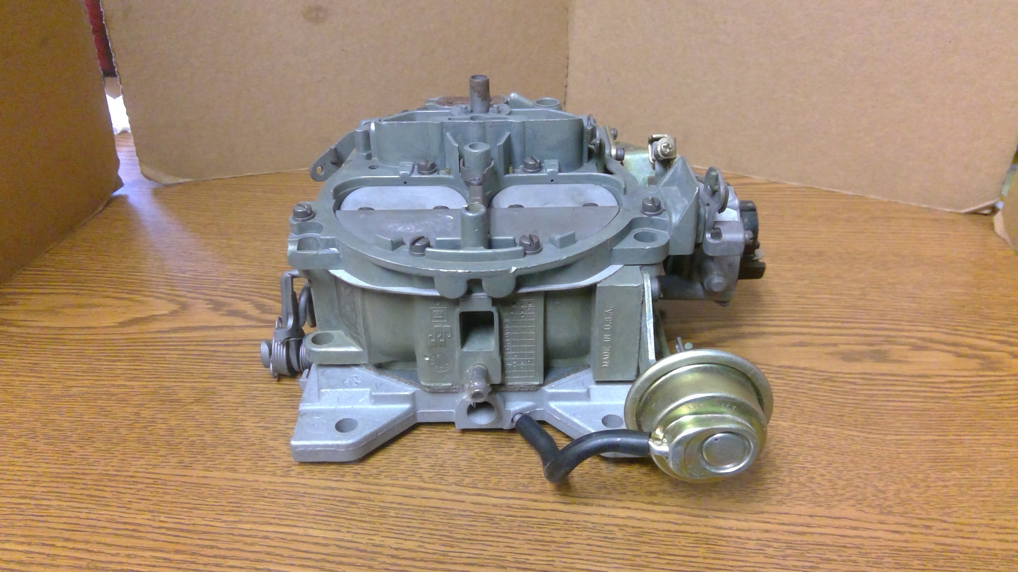 ROCHESTER QUADRAJET CARBURETOR CADILLAC 1977