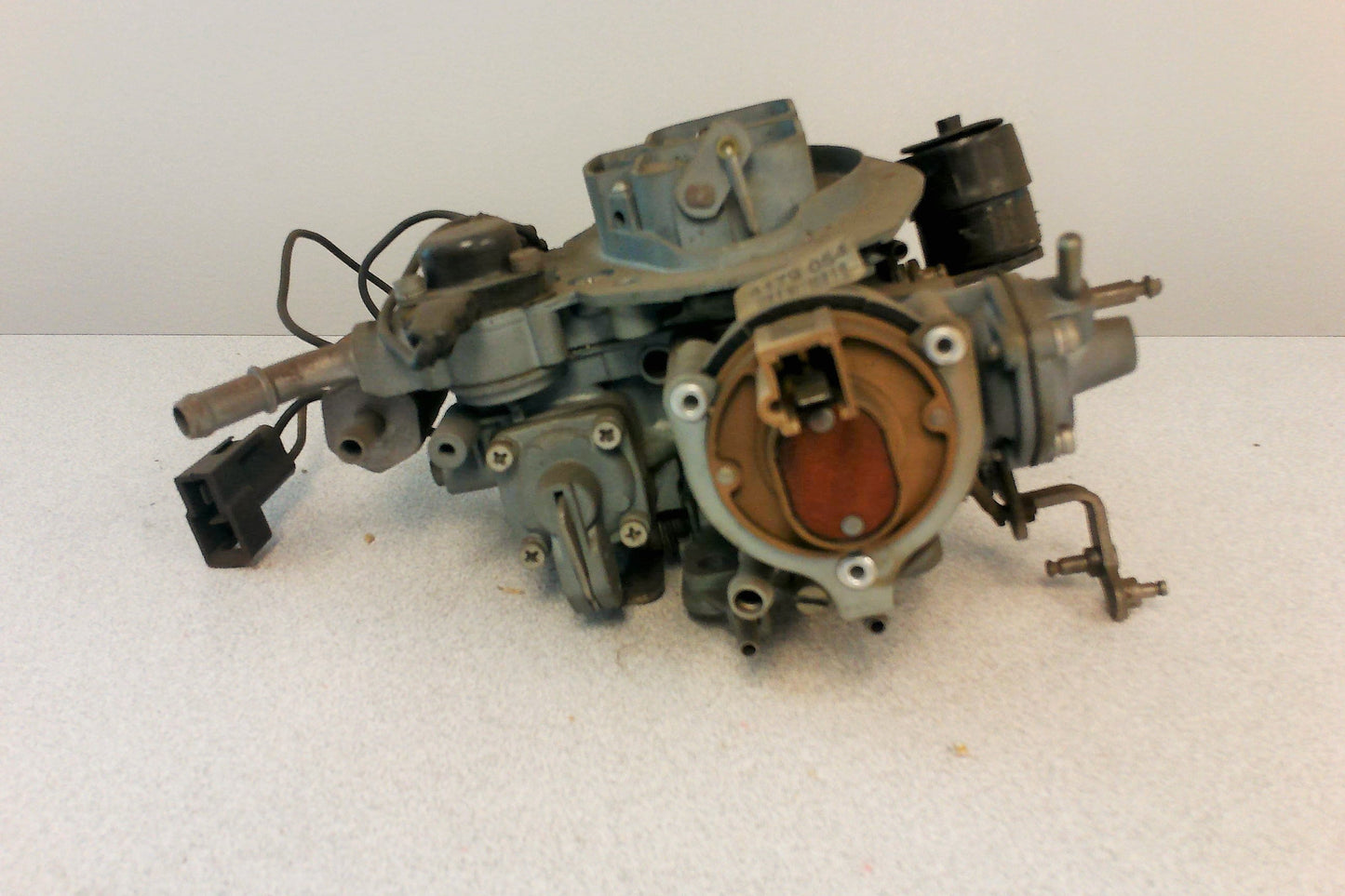 HOLLEY R9110 MODEL 5220 CARBURETOR 4179054