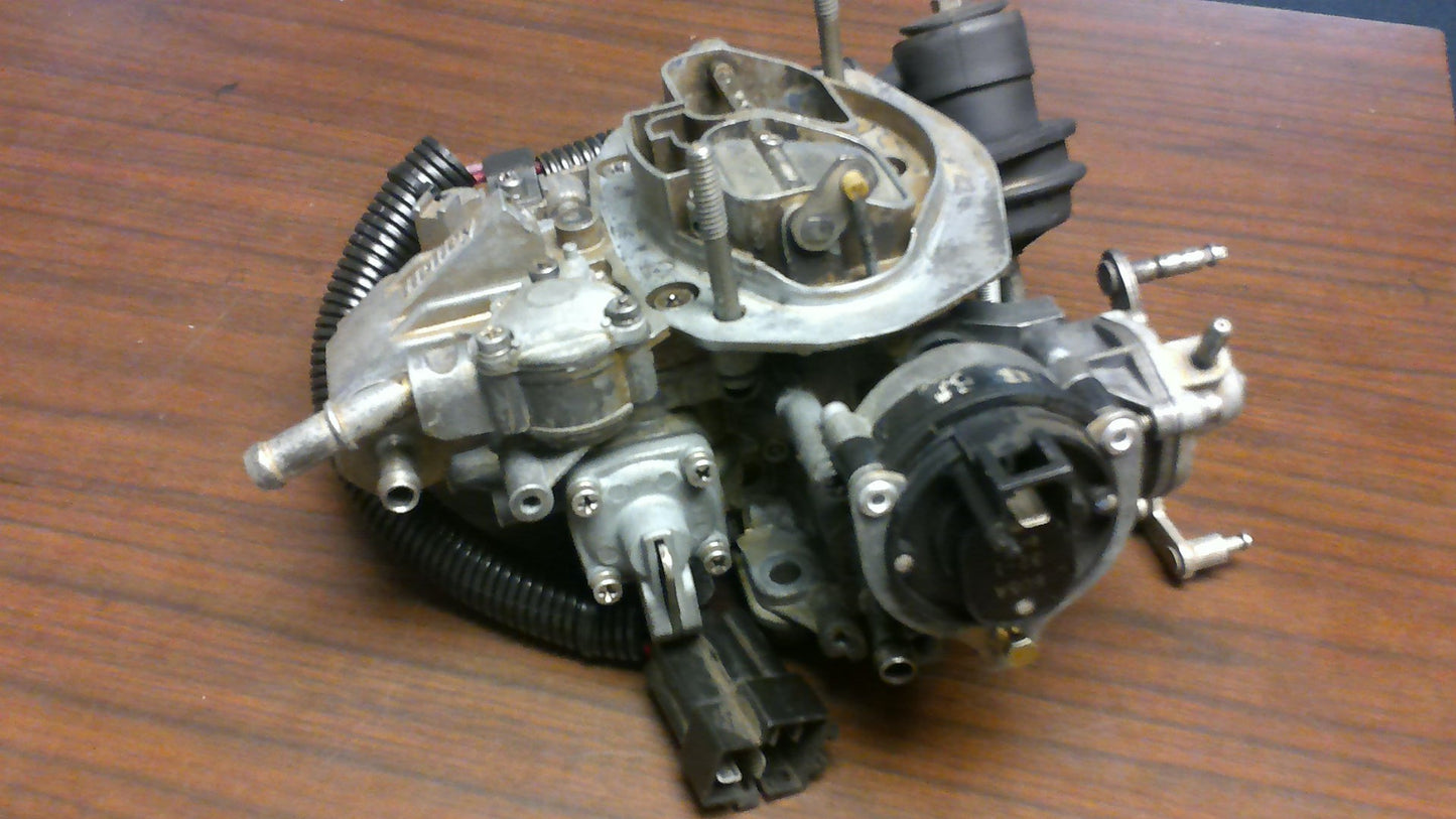HOLLEY R40067 MODEL 5220 CARBURETOR 4288450
