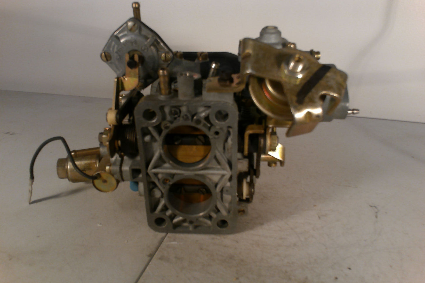 HOLLEY WEBER R9901 NEW CARBURETOR E2EE-G1C