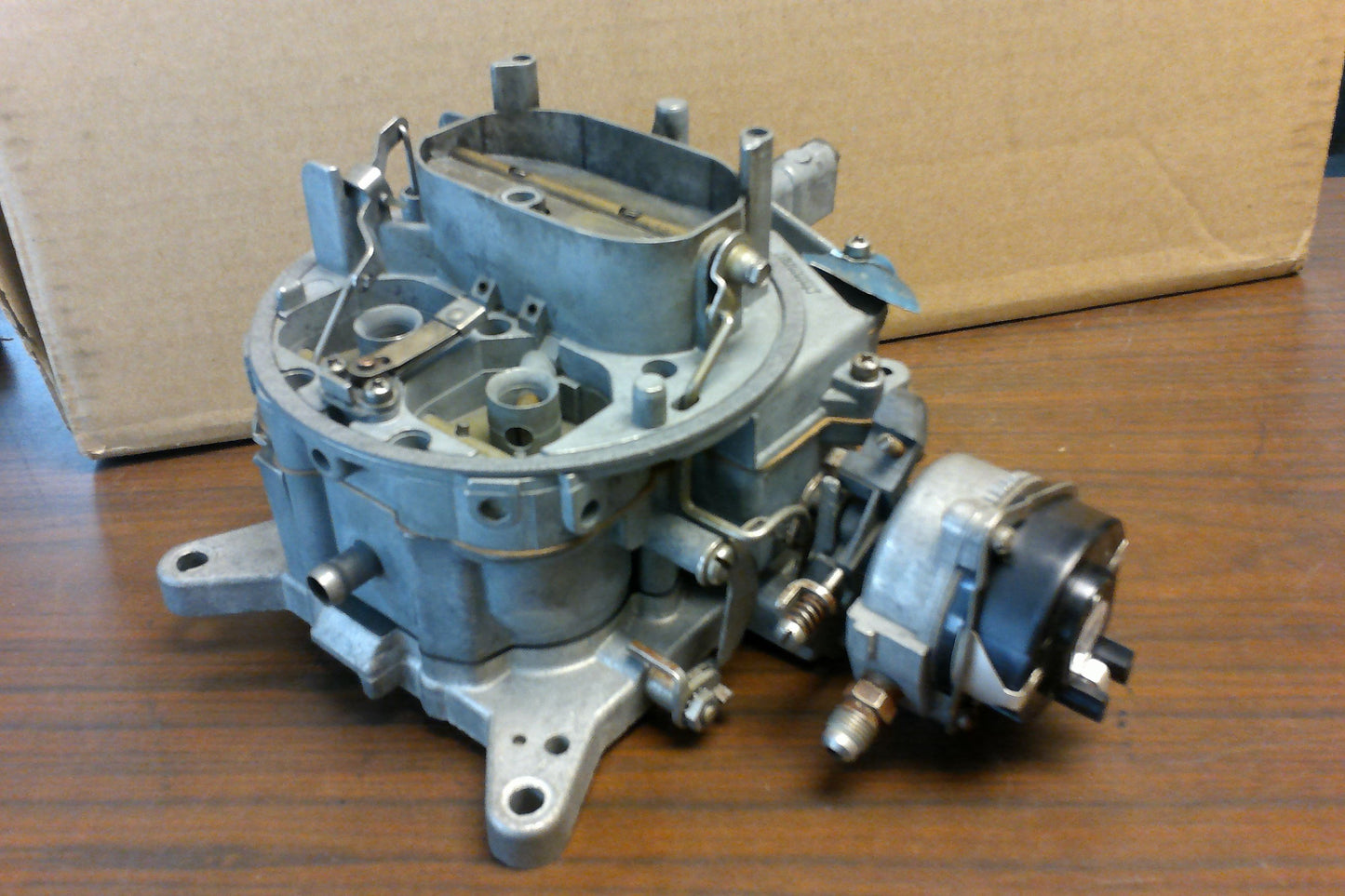 FORD MOTORCRAFT D3AF-VA , D4VE-AB MODEL 4300 CARBURETOR