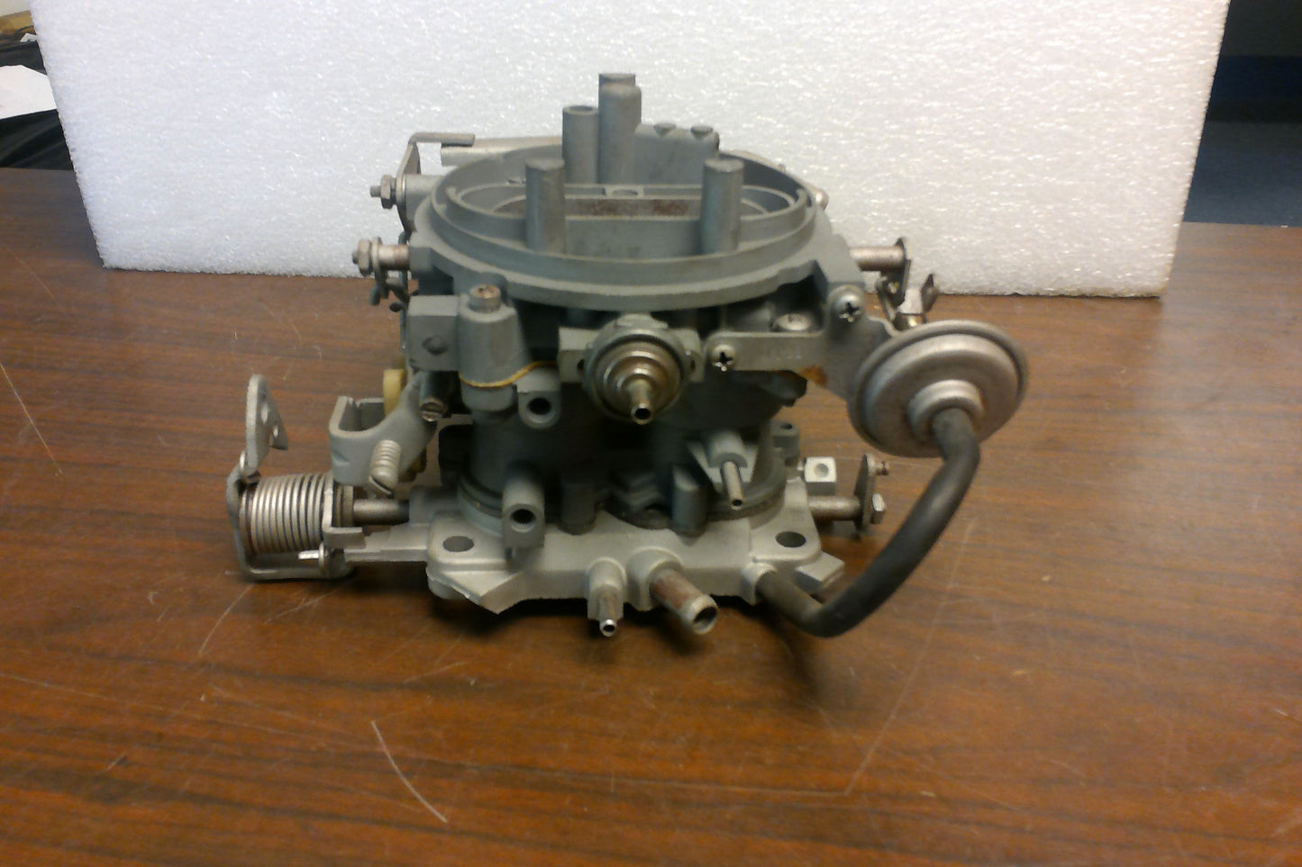 HOLLEY R7991 MODEL 2245 CARBURETOR