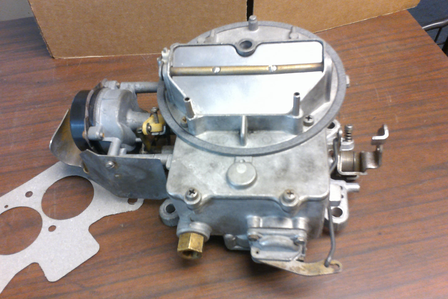 FORD MOTORCRAFT C4OF-AS MODEL 2100 CARBURETOR